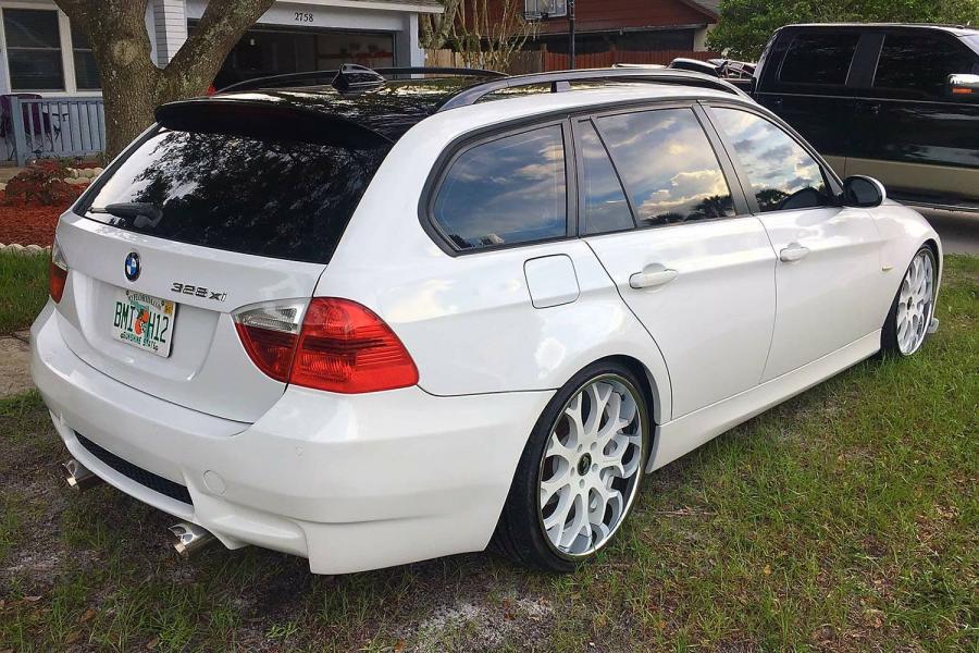  BMW 328xi Touring on Forgiato Wheels (DREA) 2016 года  (фото 2 из 2)